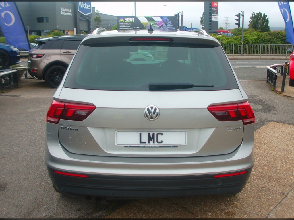 Volkswagen Tiguan 2.0 Tdi Se Navigation Suv Euro 6 DS67PWF Silver #5