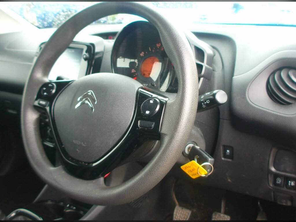 Citroen C1 1.0 Vti 72 Flair White #10