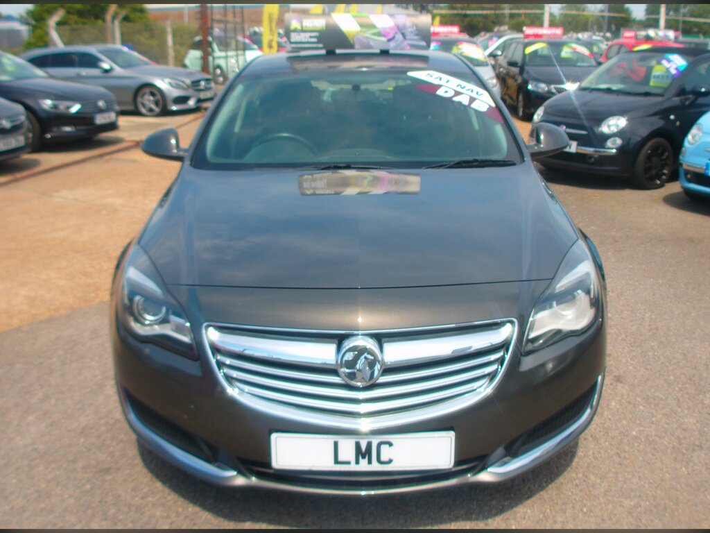 Vauxhall Insignia 1.8 16V Design Nav Hatchback 14 Grey #2