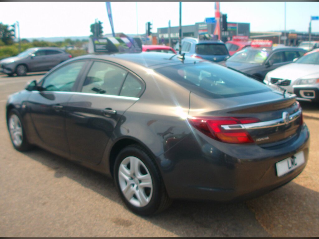Vauxhall Insignia 1.8 16V Design Nav Hatchback 14 Grey #4
