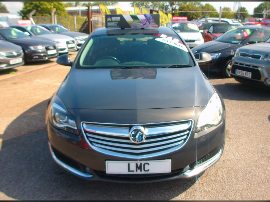 Vauxhall Insignia 1.8 16V Design Nav Hatchback 14 Grey #2