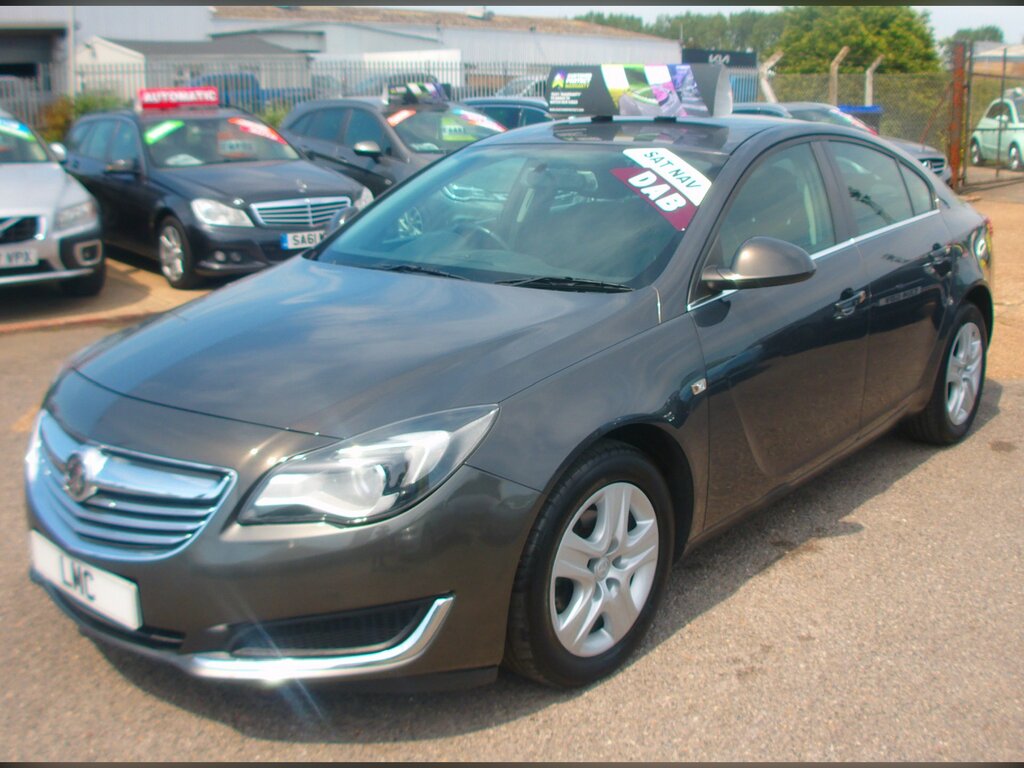 Vauxhall Insignia 1.8 16V Design Nav Hatchback 14 Grey #3