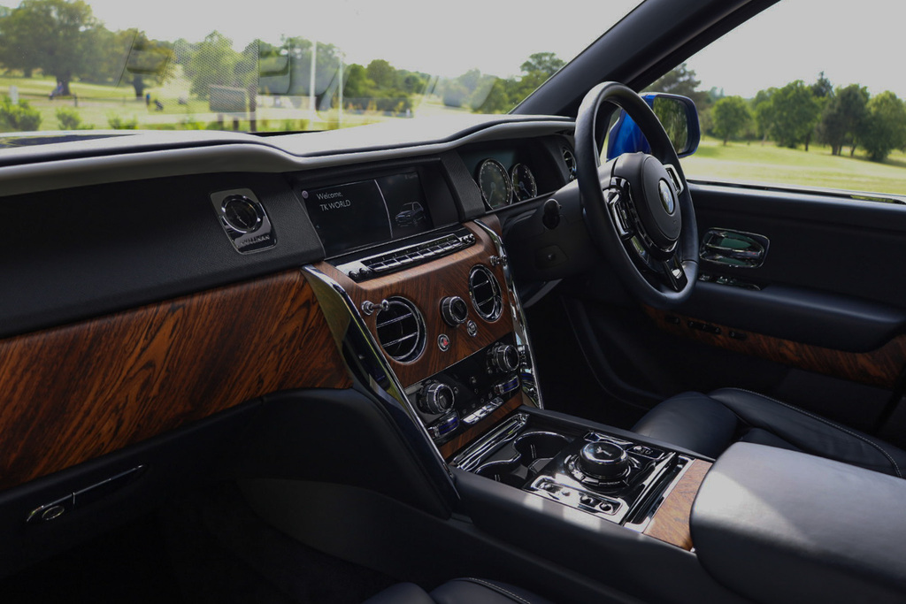 Rolls-Royce Cullinan Black Badge Black #14