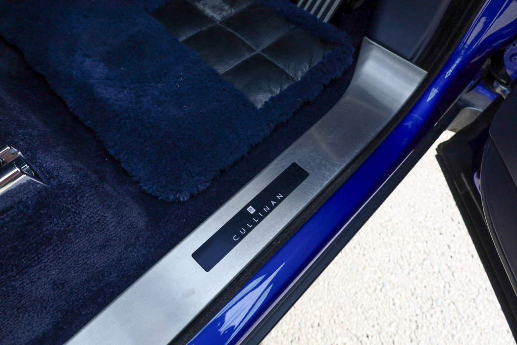 Rolls-Royce Cullinan Black Badge Black #10