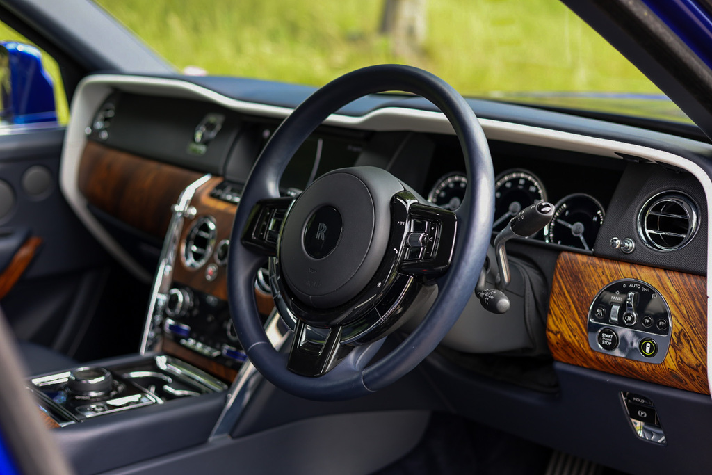 Rolls-Royce Cullinan Black Badge Black #13