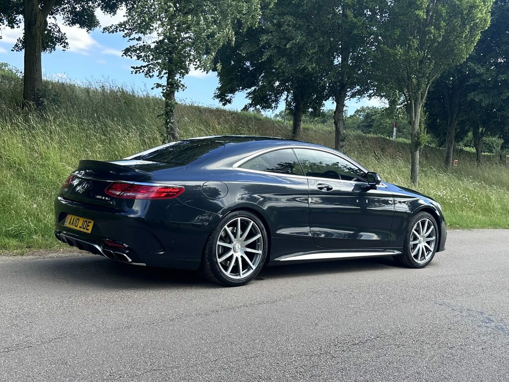 Mercedes-Benz S Class Saloon Blue #44