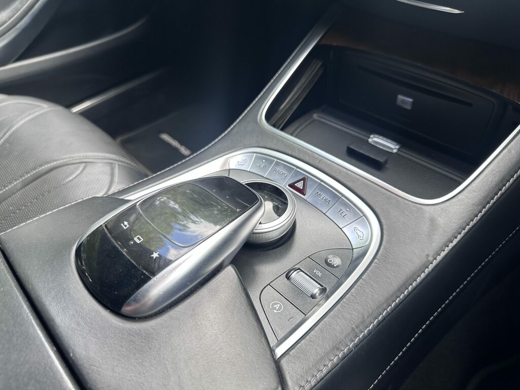 Mercedes-Benz S Class Saloon Blue #35