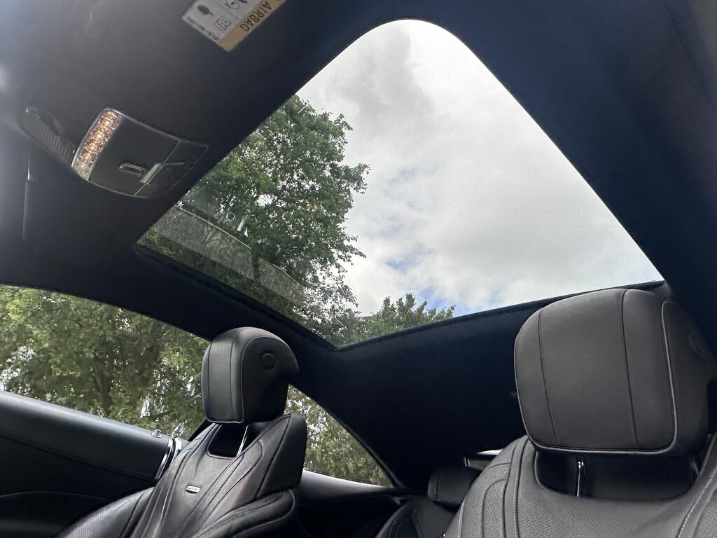Mercedes-Benz S Class Saloon Blue #29