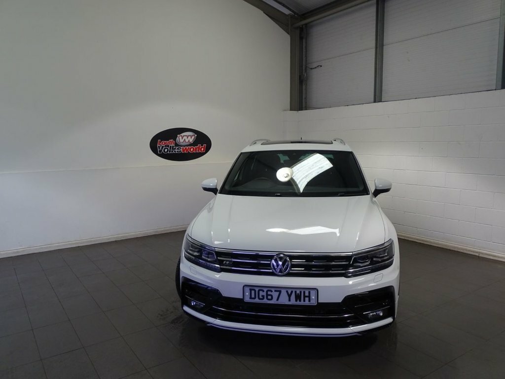 Volkswagen Tiguan 2L R-line DG67YWH White #6
