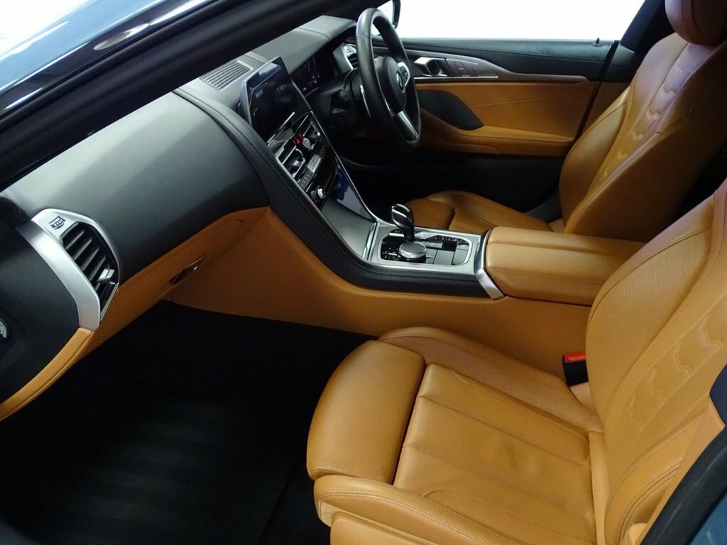 BMW 8 Series 3L 840I M Sport Blue #4