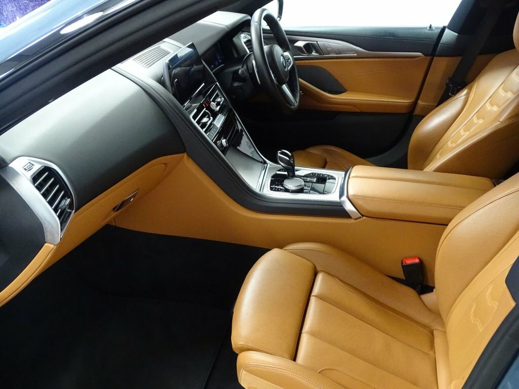 BMW 8 Series 3L 840I M Sport Blue #5