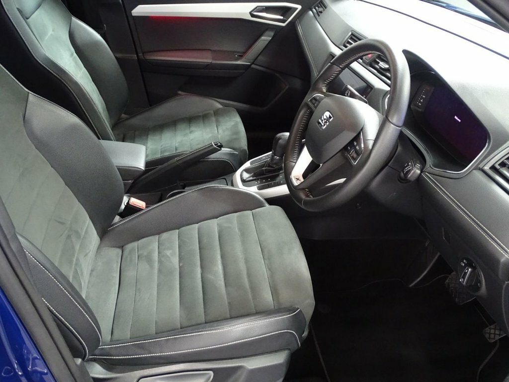 Seat Arona 1L Xcellence Lux Blue #2