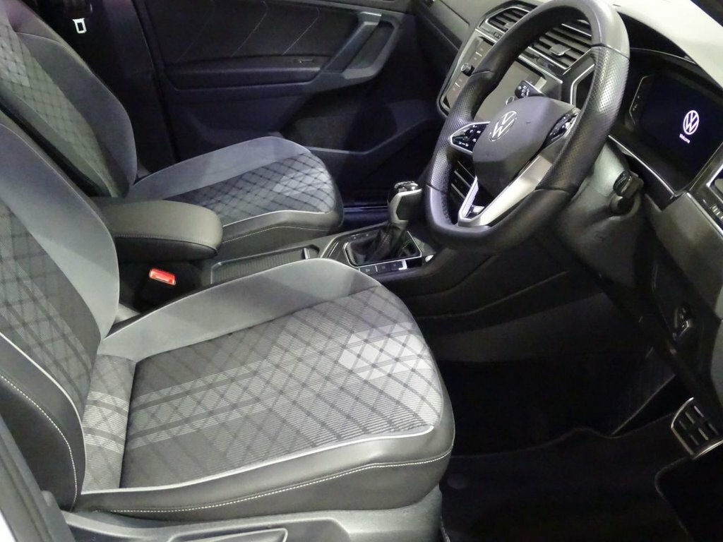 Volkswagen Tiguan 2L R-line Edition Silver #2