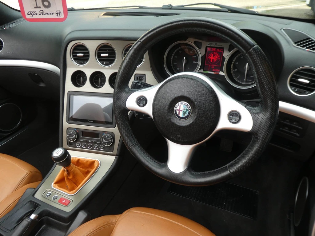 Alfa Romeo Spider 2.2 Jts Limited Edition Red #26
