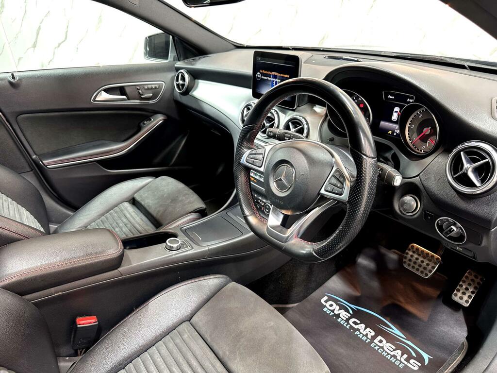 Mercedes-Benz GLA Class 2.1 Gla220d Amg Line Premium Plus 7G-dct 4Matic OV66LHM Grey #3
