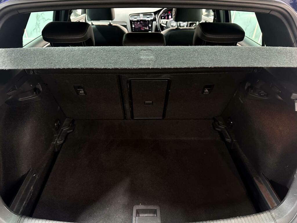 Volkswagen Golf Hatchback Silver #45
