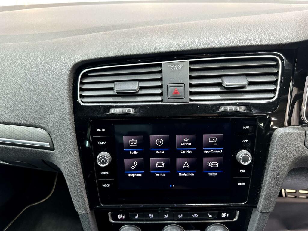 Volkswagen Golf Hatchback Silver #38