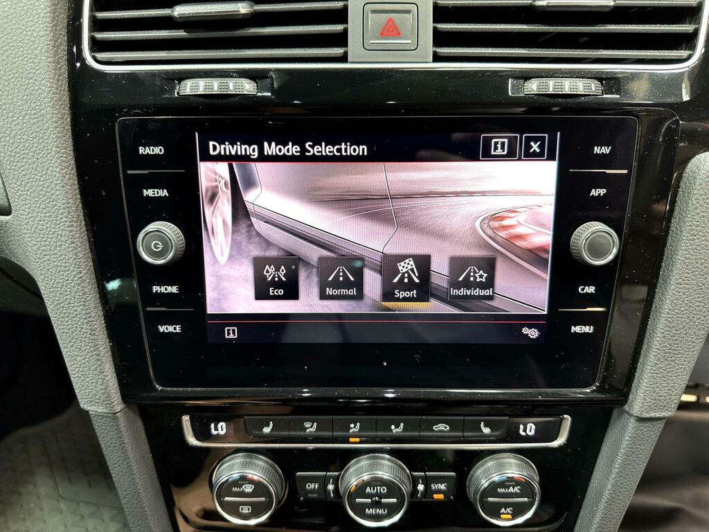 Volkswagen Golf Se Navigation Tsi Evo White #38