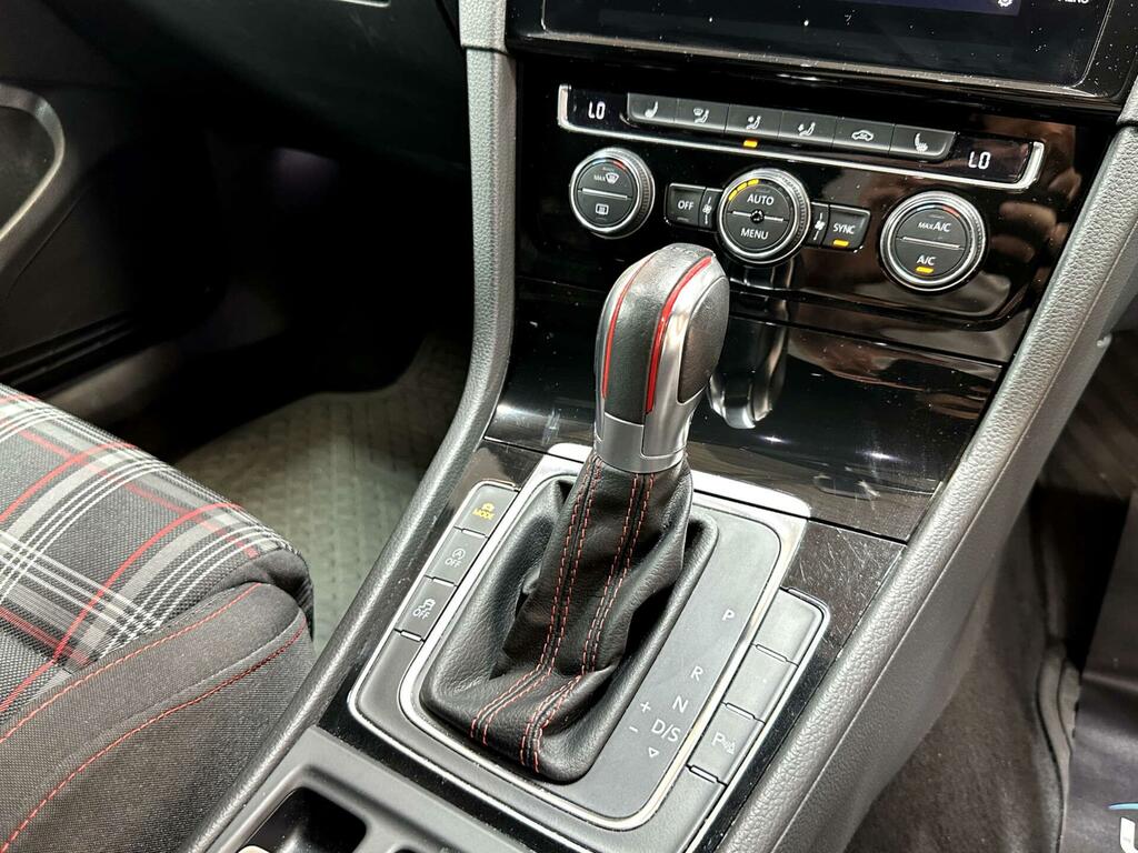 Volkswagen Golf Se Navigation Tsi Evo White #39