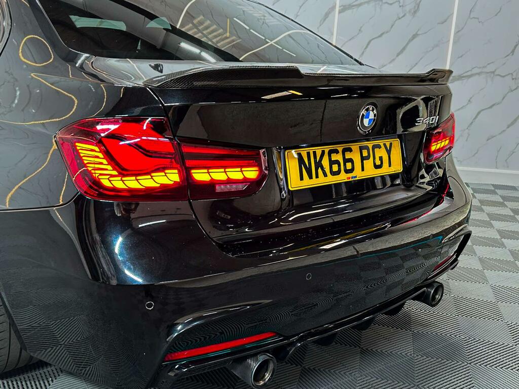 BMW 3 Series Luxury White #20