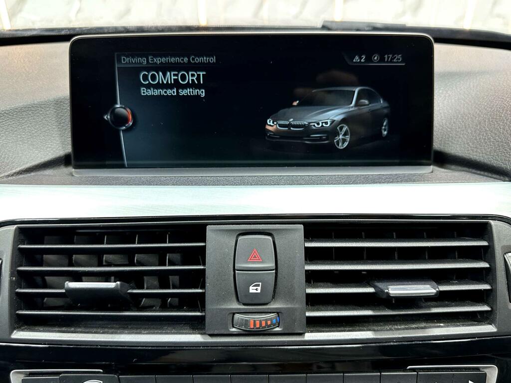 BMW 3 Series Luxury White #41