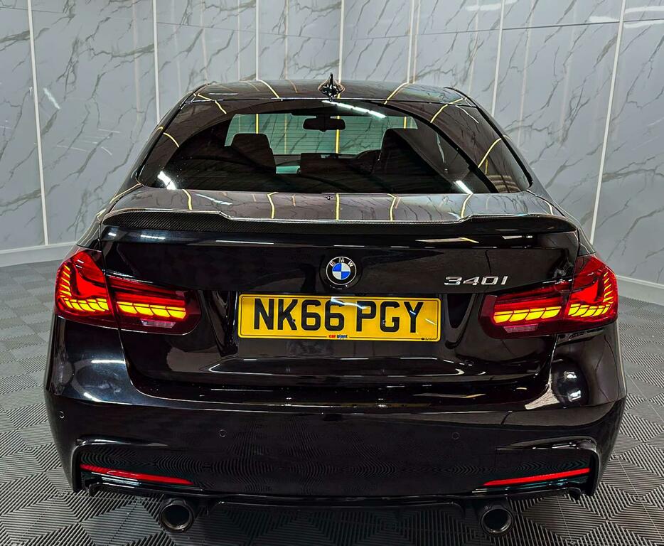 BMW 3 Series Luxury White #19