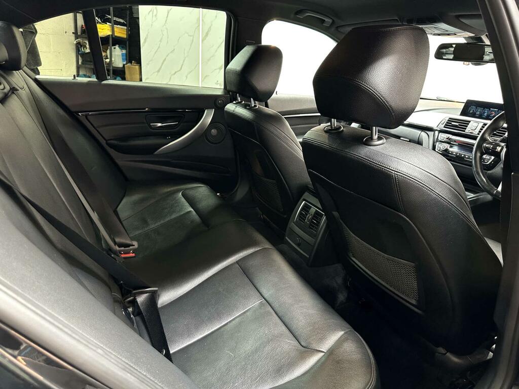 BMW 3 Series Luxury White #44