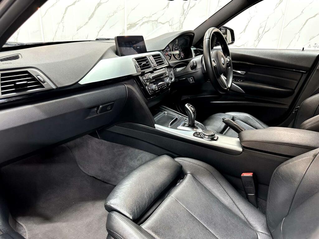 BMW 3 Series Luxury White #47