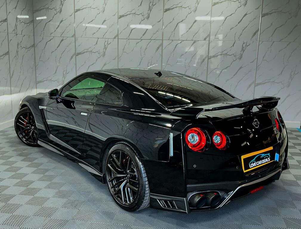 Nissan GT-R Prestige Black #24