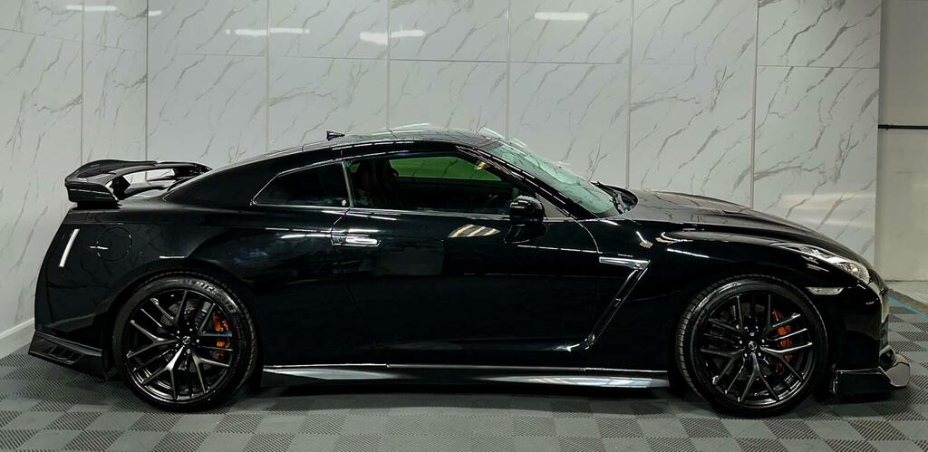 Nissan GT-R Prestige Black #13