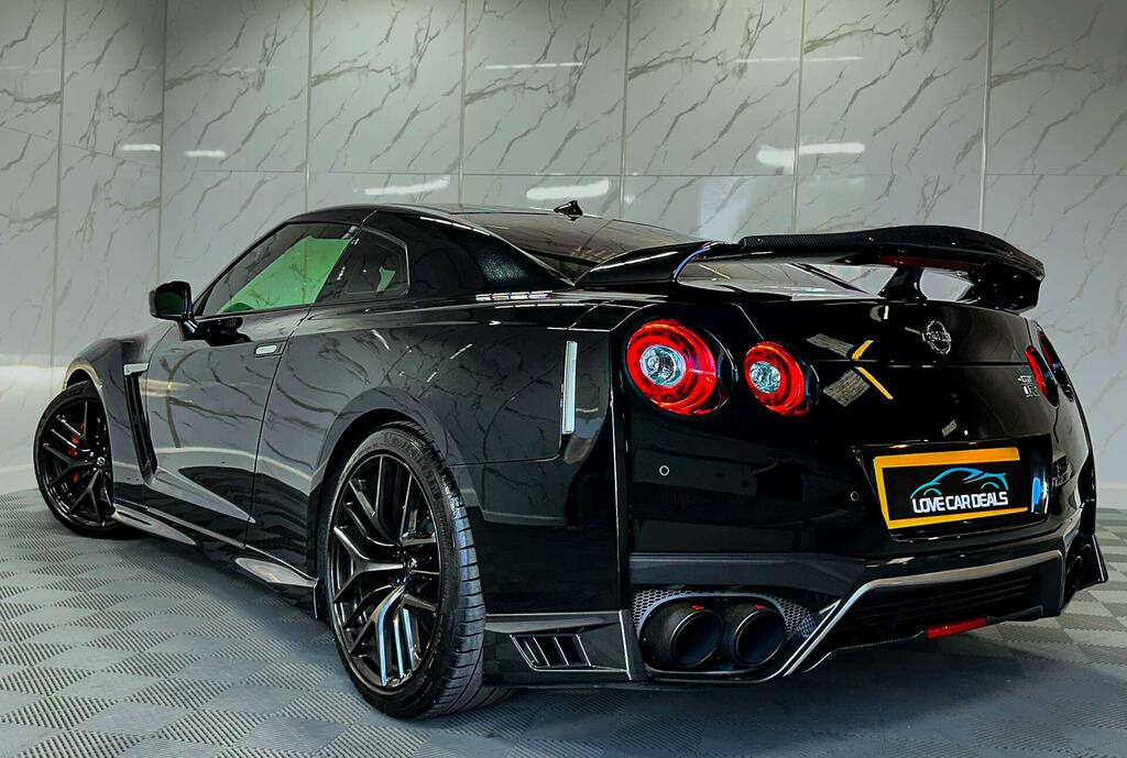 Nissan GT-R Prestige Black #25