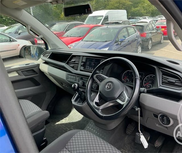 Volkswagen Transporter Shuttle Tdi Se Grey #8