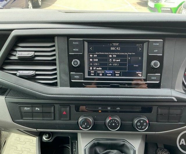 Volkswagen Transporter Shuttle Tdi Se Grey #11