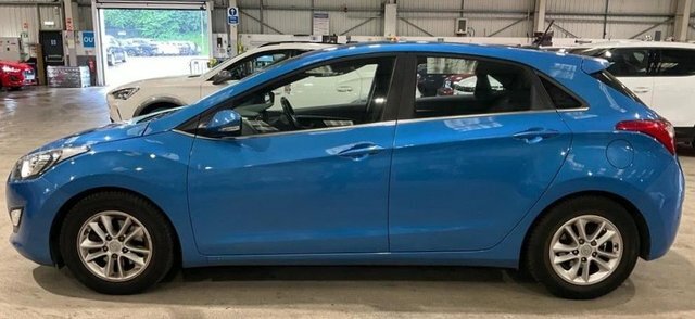 Hyundai I30 1.6 Crdi Blue Drive Se Nav Hatchback Ma Blue #5