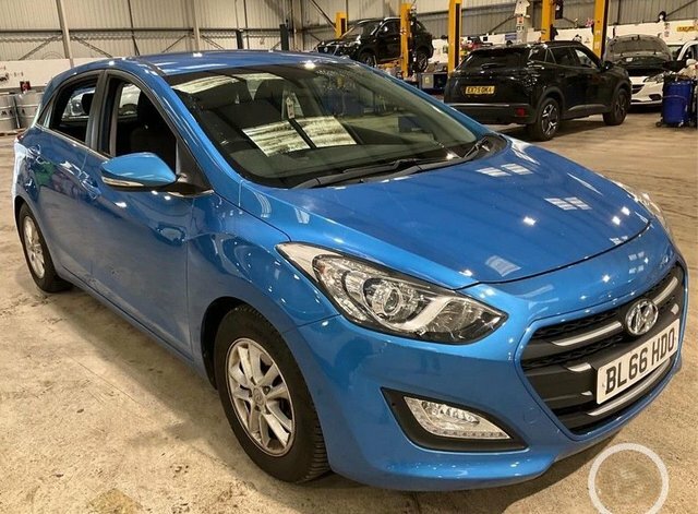 Hyundai I30 1.6 Crdi Blue Drive Se Nav Hatchback Ma Blue