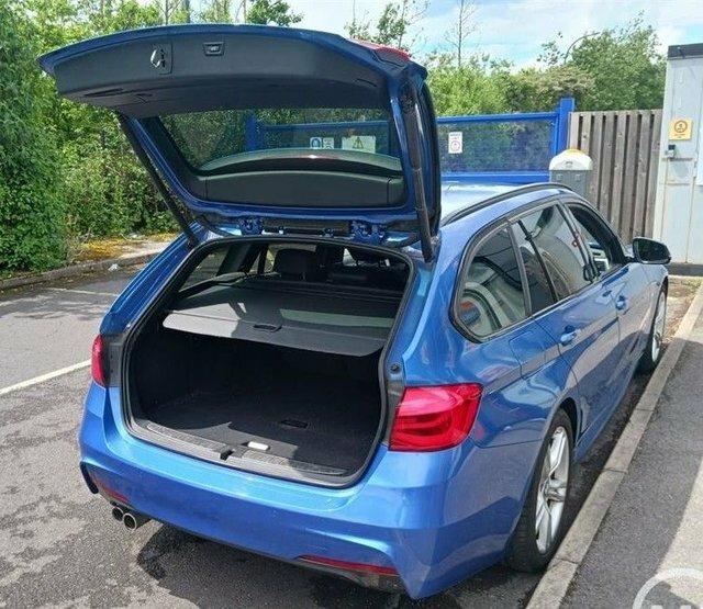 BMW 3 Series 2.0 320I M Sport Touring Euro 6 S YC19EXL Blue #4