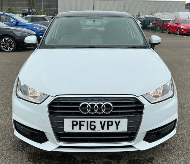 Audi A1 1.4 Tfsi Sport Black #2