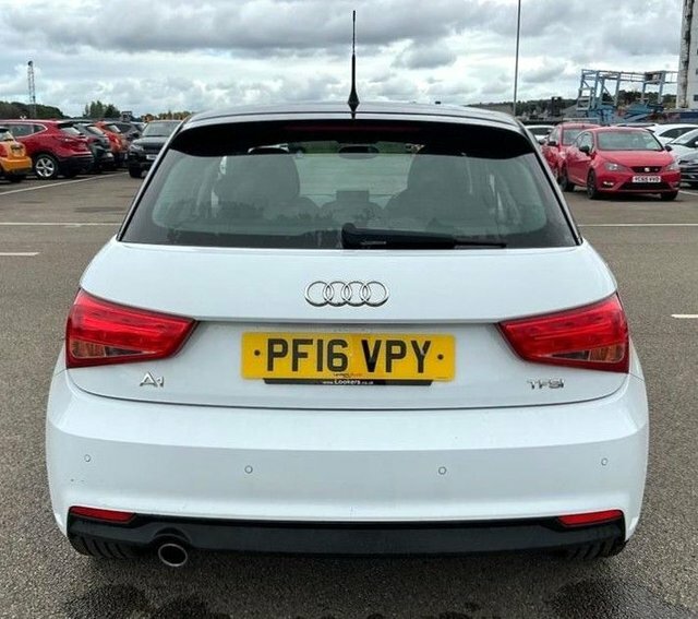 Audi A1 1.4 Tfsi Sport Black #4