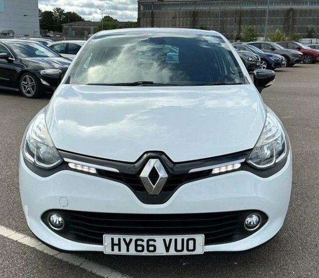 Renault Clio 1.5 Dci Dynamique S Nav Hatchback Manua White #4