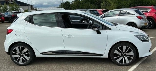 Renault Clio 1.5 Dci Dynamique S Nav Hatchback Manua White #3