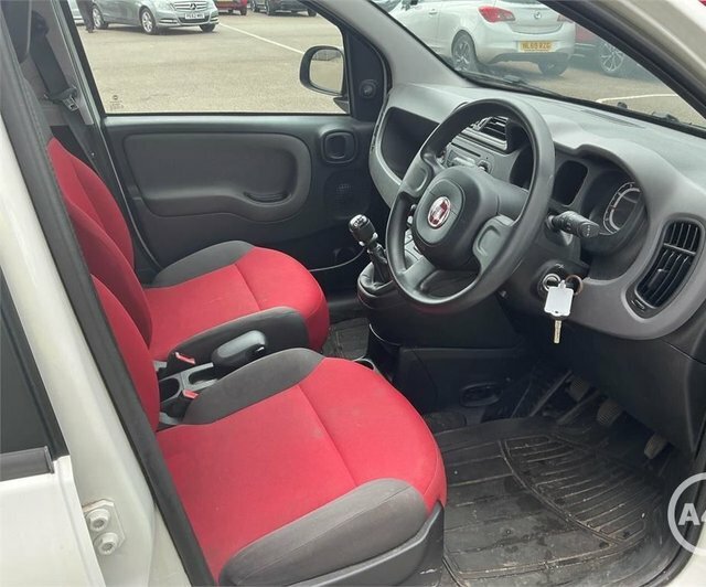 Fiat Panda 1.2 Pop Hatchback Euro 6 69 Bhp White #5