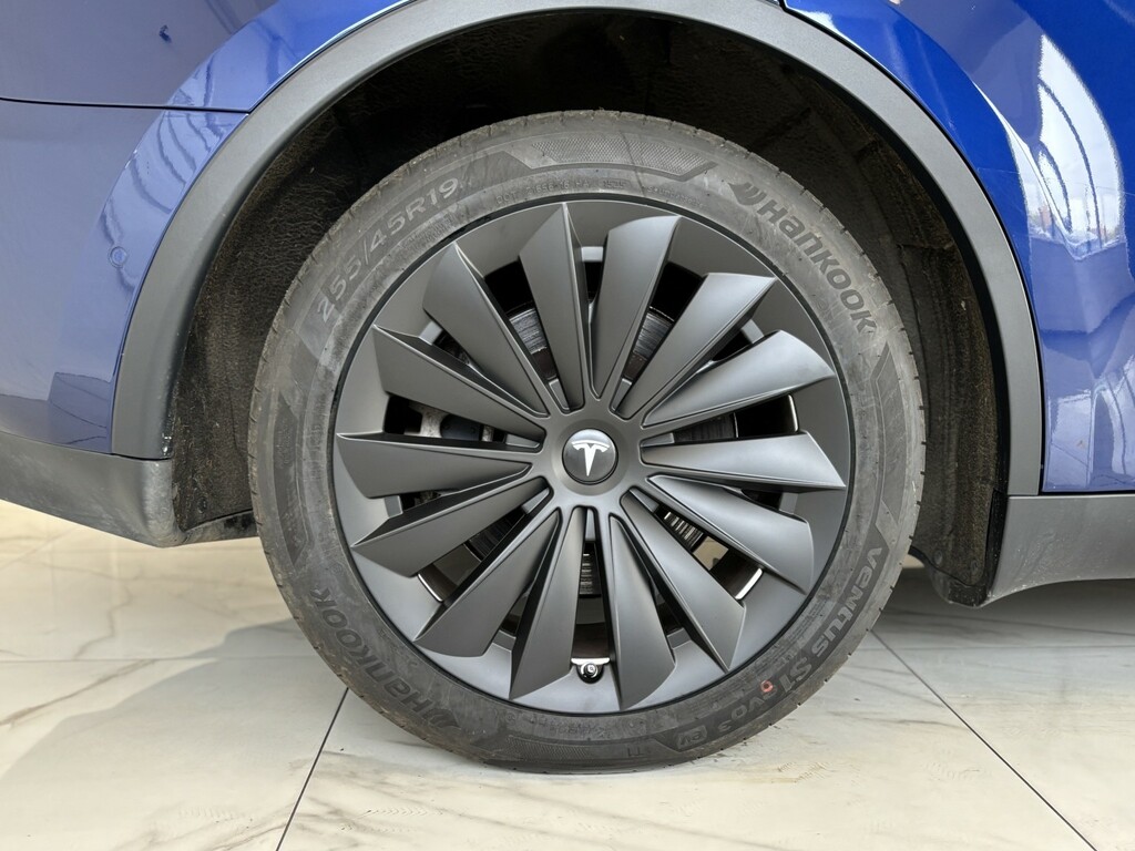 Tesla Model Y Suv Dual Motor Long Range 202272 Blue #5