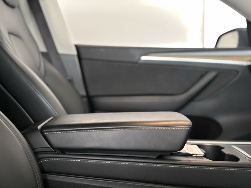 Tesla Model Y 2022 Dual Motor Long Range Suv Grey #10