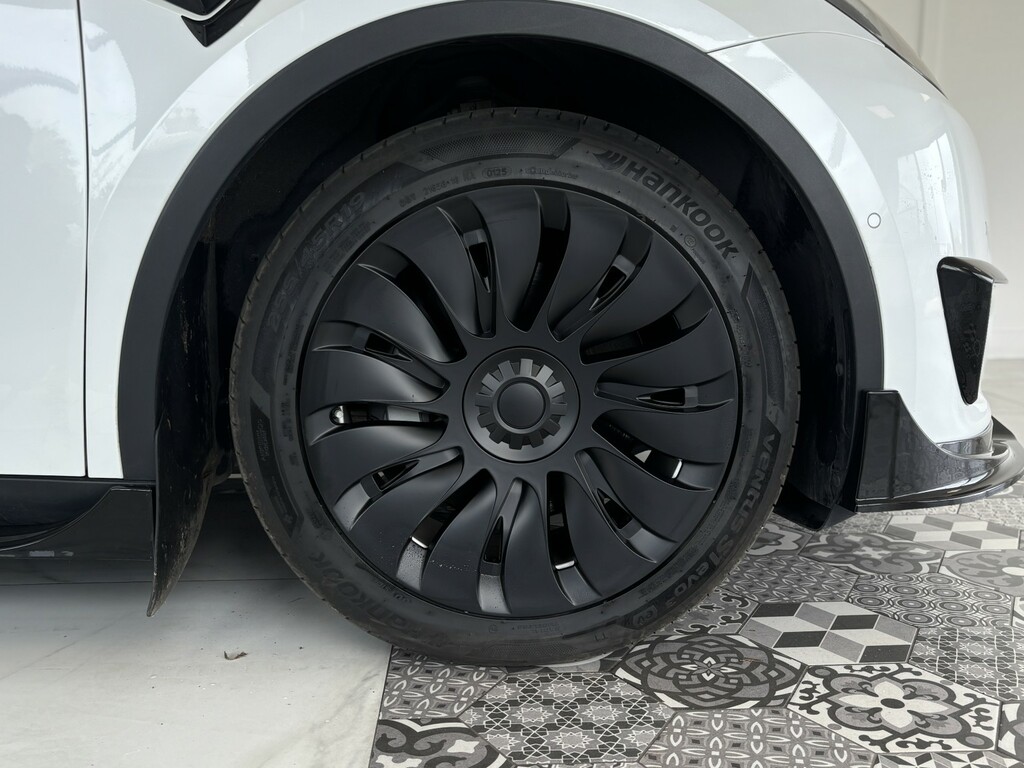 Tesla Model Y 2022 Dual Motor Long Range Suv Grey #8