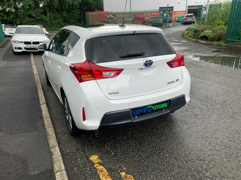 Toyota Auris 1.8 Vvt-h Excel Cvt Euro 5 Ss White #4