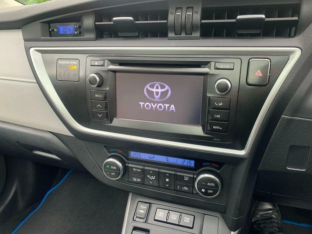 Toyota Auris Vvt-i Excel Grey #16