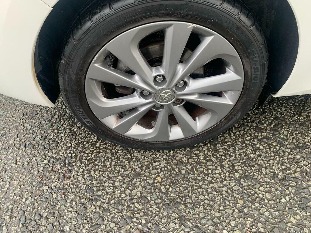Toyota Auris Vvt-i Excel Grey #9