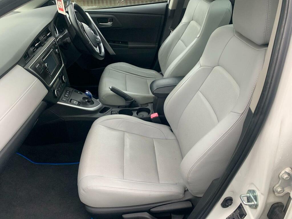 Toyota Auris Vvt-i Excel Grey #10