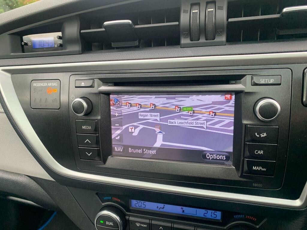Toyota Auris Vvt-i Excel Grey #21