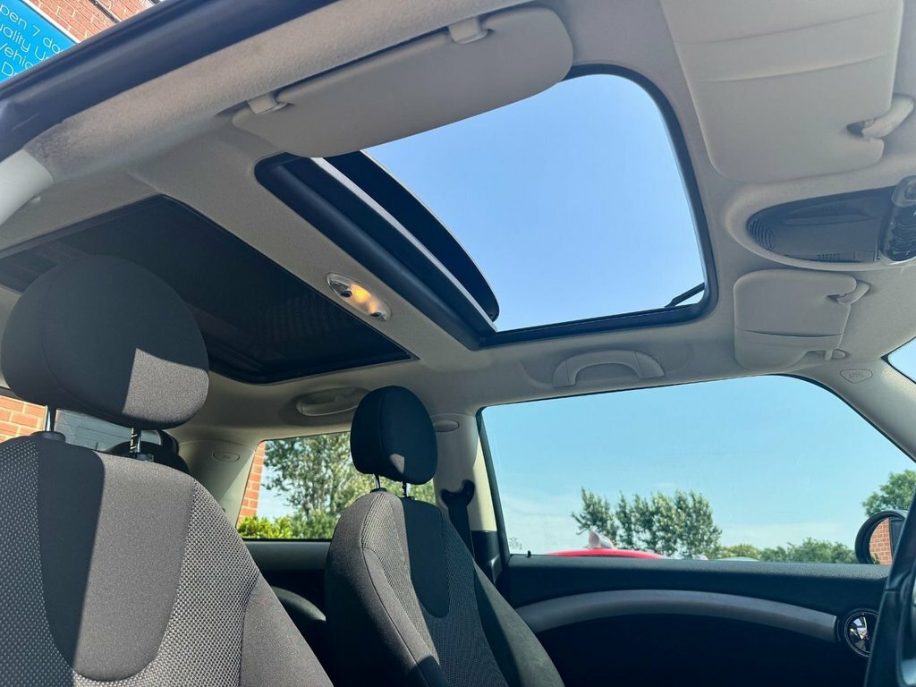 Mini Hatch Cooper Sportchili Packsunroof 3-Door Orange #20